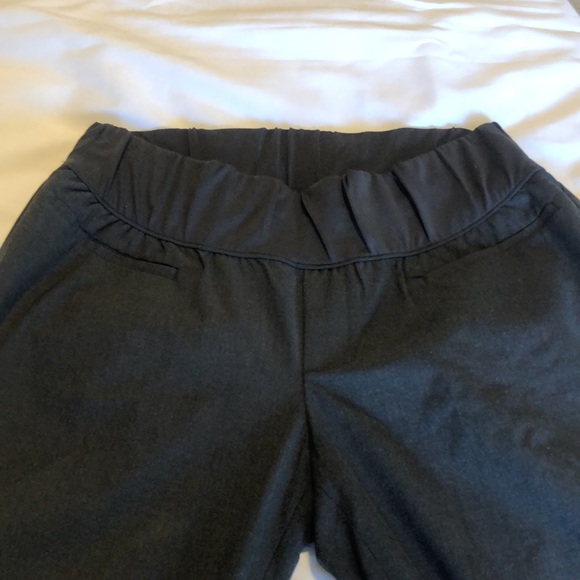 Women’s size 10R Gap Maternity Demi Panel Pants - Picture 4 of 14
